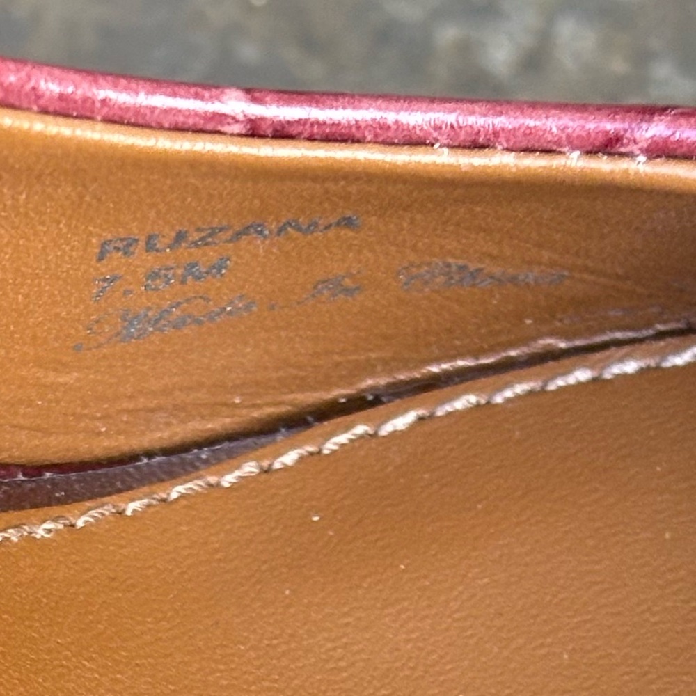Donald Pliner Ruzana Pump - Picture 13 of 14